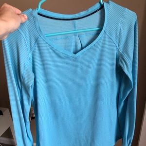 Lululemon long sleeve shirt